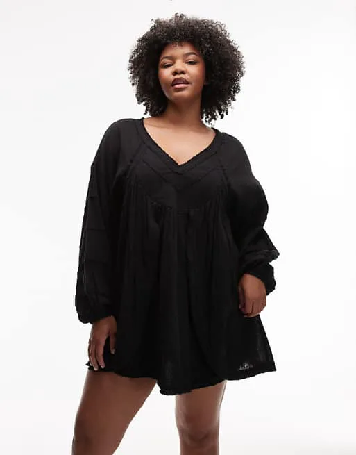Черное свободное платье мини с v-образным вырезом ASOS DESIGN Curve
Черное свободное платье мини с v-образным вырезом ASOS DESIGN Curve