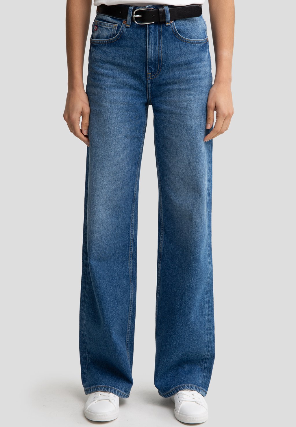 Расклешенные джинсы ATREA Big Star, синий
Расклешенные джинсы ATREA Big Star, синий