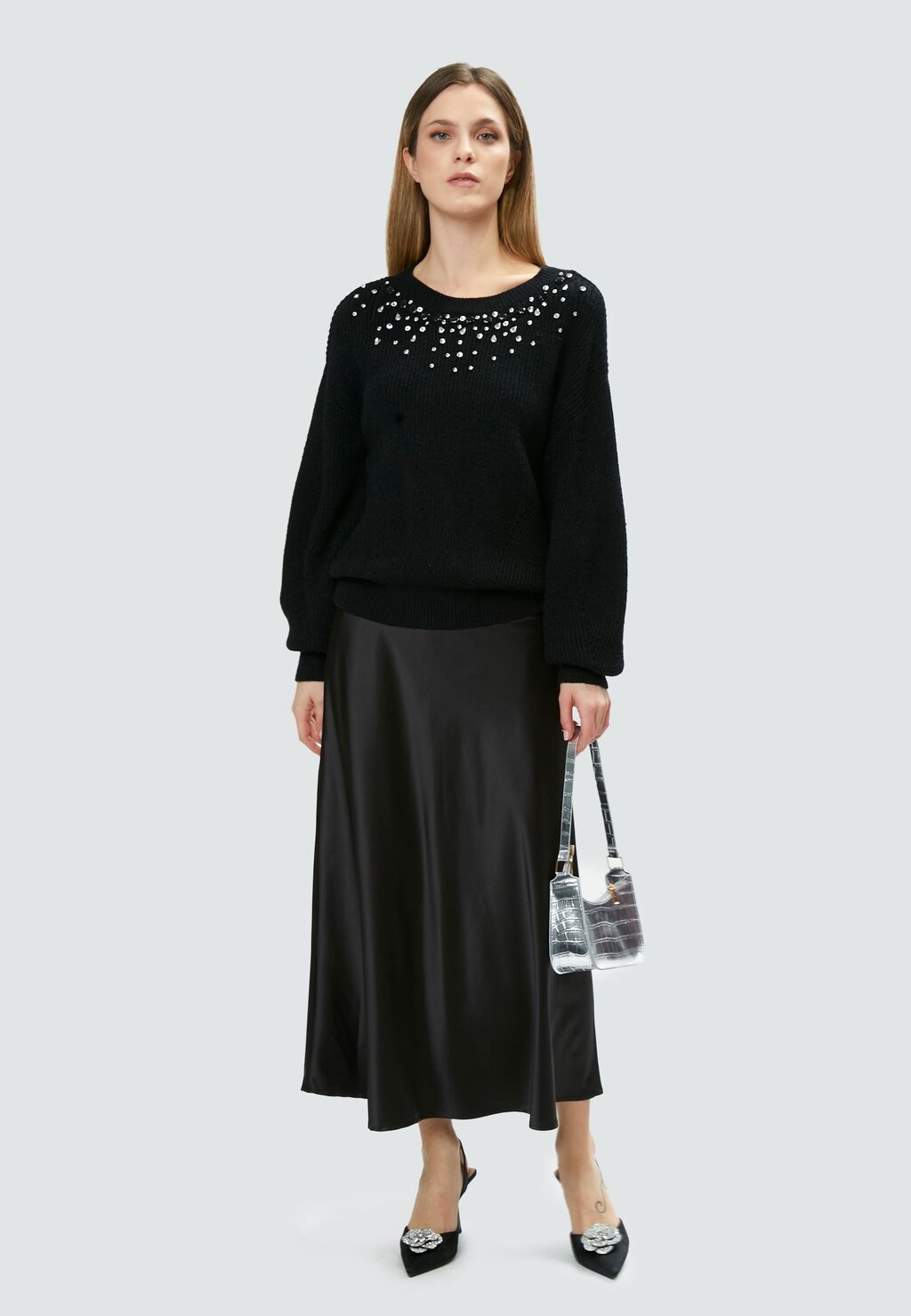 Джемпер EMBELLISHED CHUNKY KNIT INFLUENCER, черный
Джемпер EMBELLISHED CHUNKY KNIT INFLUENCER, черный