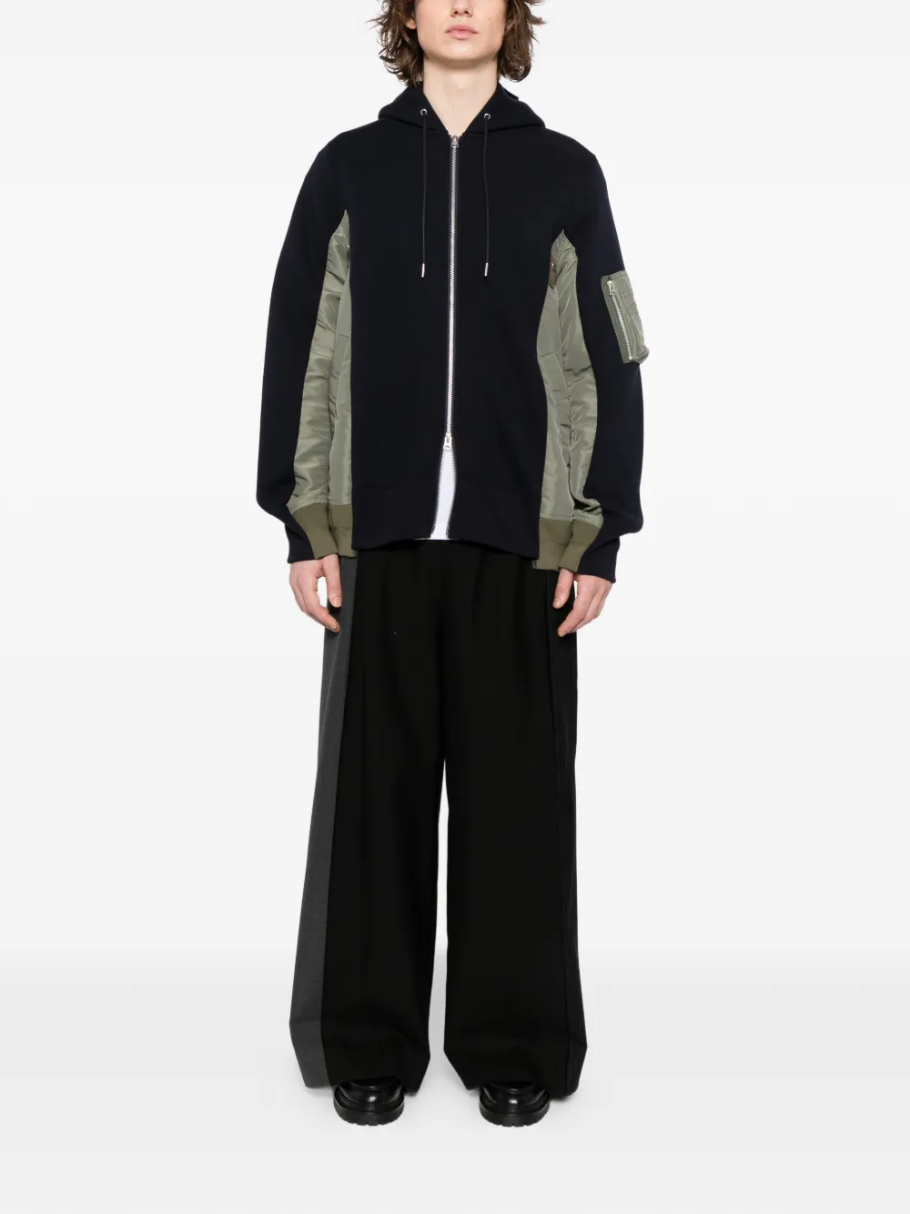 Бомбер с капюшоном на кулиске Sacai, синий
Бомбер с капюшоном на кулиске Sacai, синий