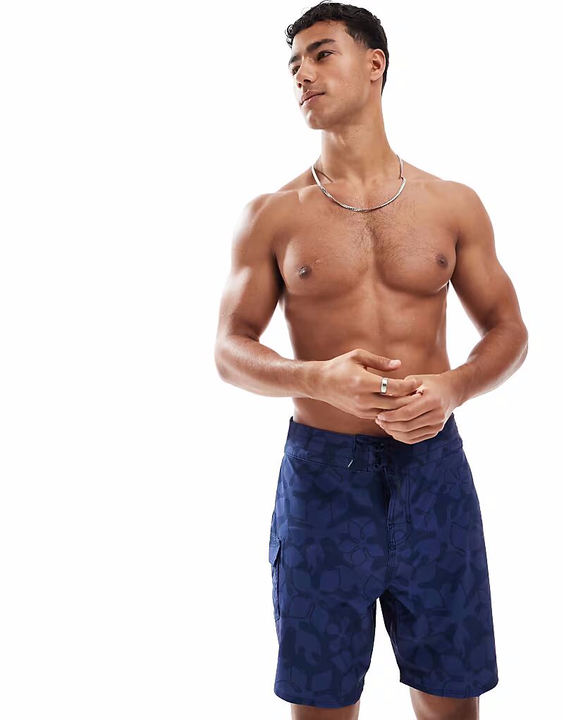 Шорты Speedo Swim с принтом Lookout, 18-дюймовые шорты для плавания в стиле бушлат
Шорты Speedo Swim с принтом Lookout, 18-дюймовые шорты для плавания в стиле бушлат