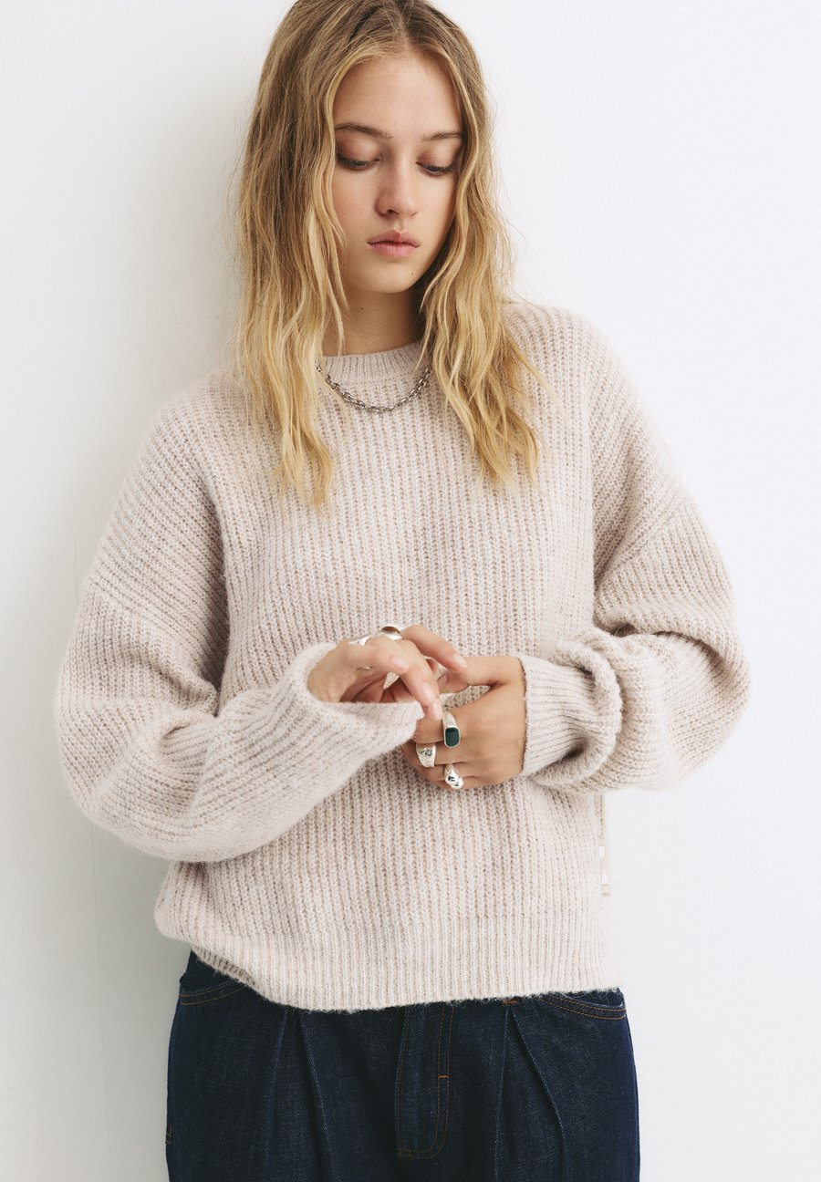 Джемпер PULL&BEAR PURL, Sand
Джемпер PULL&BEAR PURL, Sand