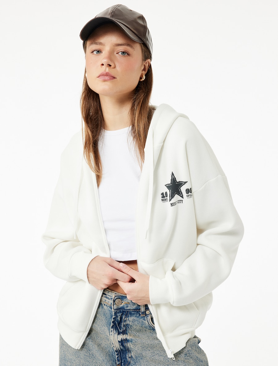 Толстовка с капюшоном на молнии Koton, слоновая кость
Толстовка с капюшоном на молнии Koton, слоновая кость