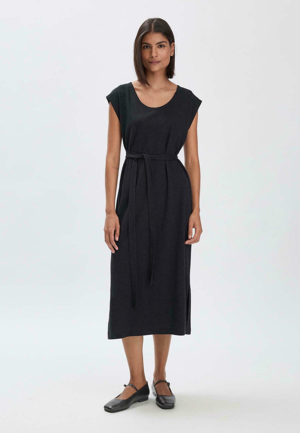 Платье из джерси MIDI RELAXED hessnatur, черный
Платье из джерси MIDI RELAXED hessnatur, черный