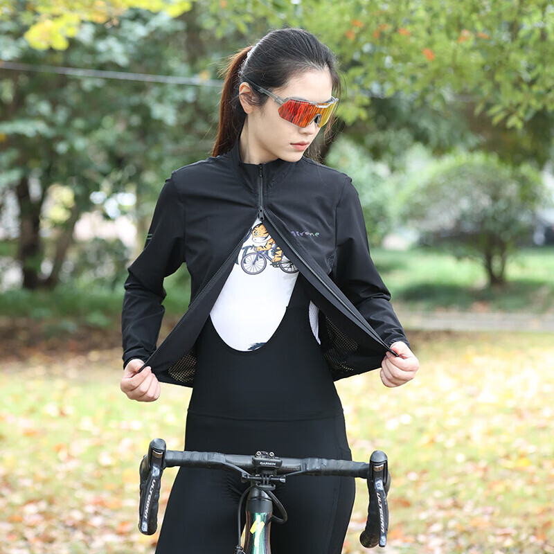 Женская ветровка Mountainpeak для велоспорта тонкая сверхлегкая на молнии, черный
Женская ветровка Mountainpeak для велоспорта тонкая сверхлегкая на молнии, черный