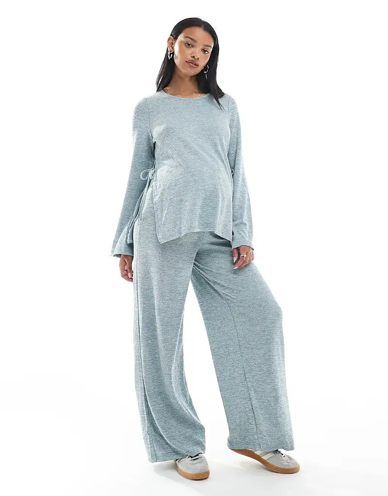 Брюки-комбинезон для беременных Mamalicious из трикотажа с широкими штанинами, нежно-голубой меланж
Брюки-комбинезон для беременных Mamalicious из трикотажа с широкими штанинами, нежно-голубой меланж