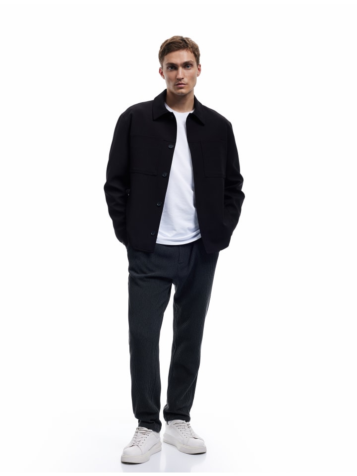 Брюки антрацитового цвета KOTON
Брюки антрацитового цвета KOTON