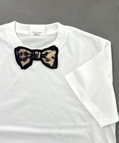 Футболка с нашивкой-бабочкой, оверсайз SUPERTHANKS, белый
Футболка с нашивкой-бабочкой, оверсайз SUPERTHANKS, белый