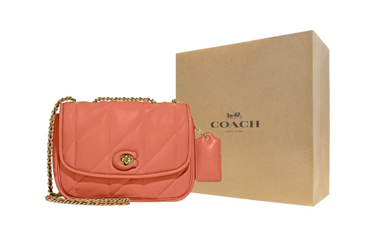 Сумка через плечо Pillow Nappa Leather, кроссбоди среднего размера COACH, gift box set (basic set+yellow box)
Сумка через плечо Pillow Nappa Leather, кроссбоди среднего размера COACH, gift box set (basic set+yellow box)