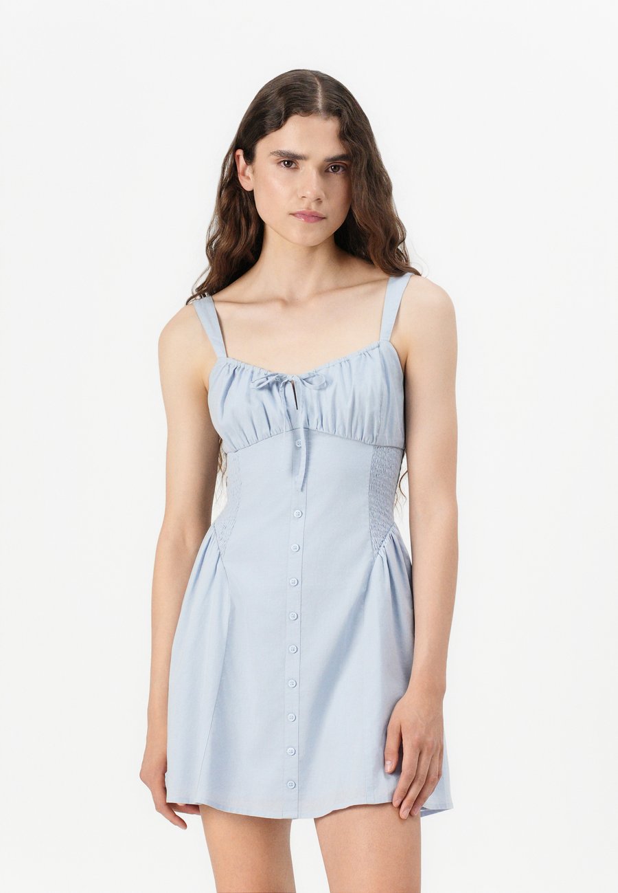 Платье Hollister Co. BARE SOFIA DROP WAIST BUTTON FRONT MINI DRESS, Blue
Платье Hollister Co. BARE SOFIA DROP WAIST BUTTON FRONT MINI DRESS, Blue