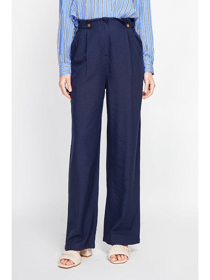 Тканевые брюки ASSUILI, темно-синий
Тканевые брюки ASSUILI, темно-синий