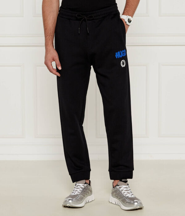 Спортивные штаны мужские Hugo Blue с надписью, черный
Спортивные штаны мужские Hugo Blue с надписью, черный