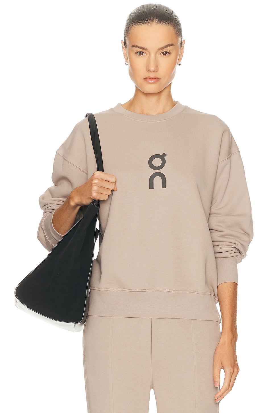 Клубный худи On, Desert
Клубный худи On, Desert