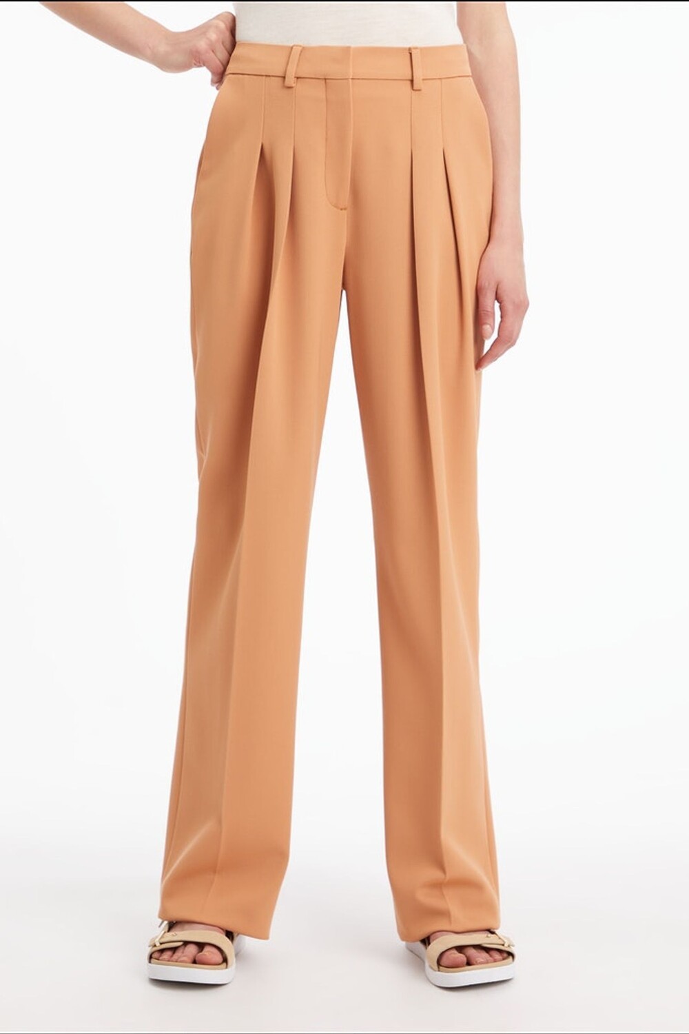 Коричневые брюки из шерстяного твила со складками и прямыми штанинами Calvin Klein, коричневый 
Коричневые брюки из шерстяного твила со складками и прямыми штанинами Calvin Klein, коричневый