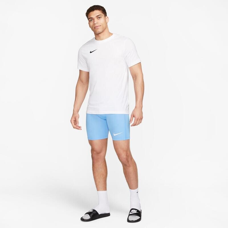 Футбольные шорты Nike, цвет königsblau/blau/blau
Футбольные шорты Nike, цвет königsblau/blau/blau