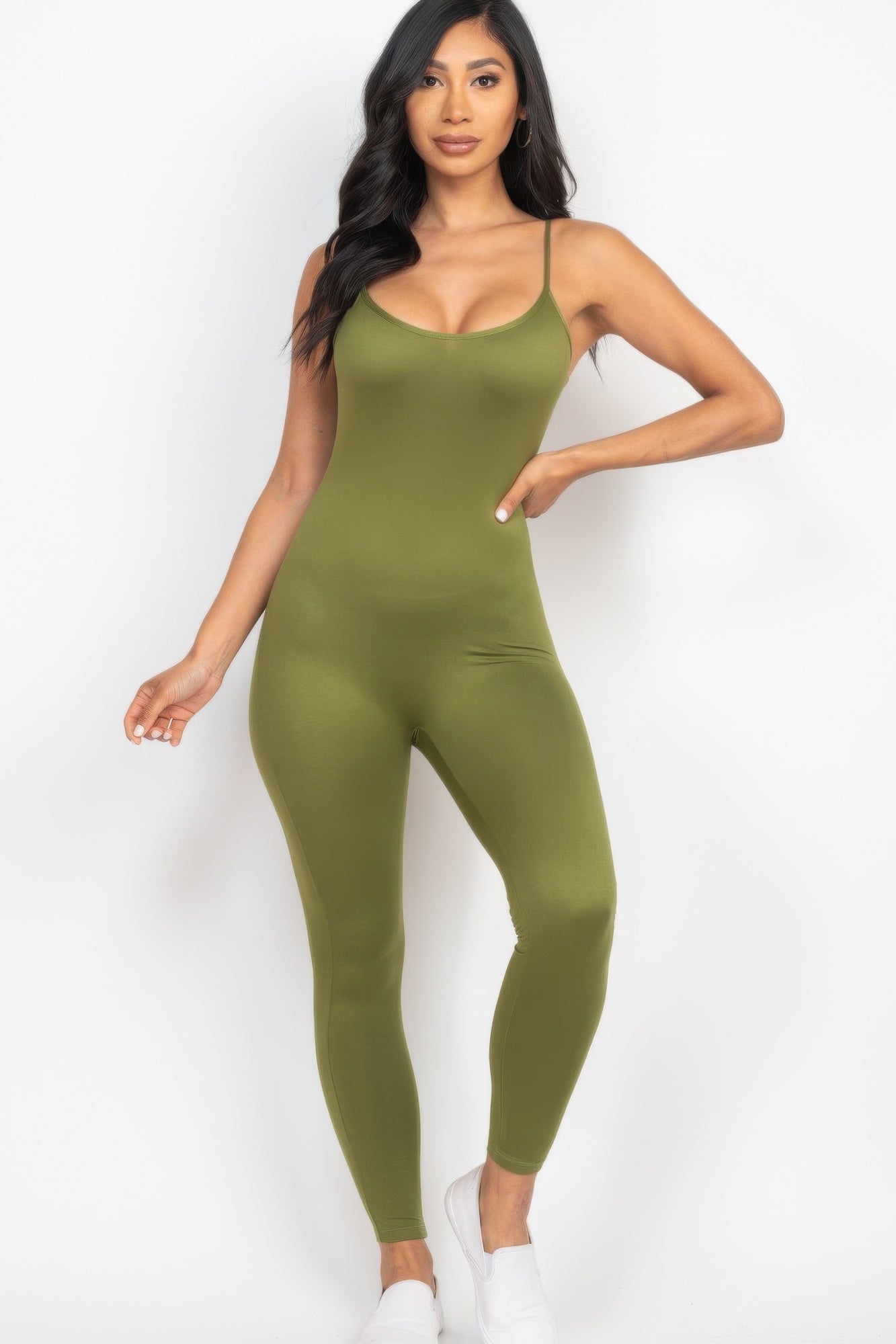 FASHNZFAB Женский однотонный облегающий комбинезон на бретелях, цвет olive branch
FASHNZFAB Женский однотонный облегающий комбинезон на бретелях, цвет olive branch