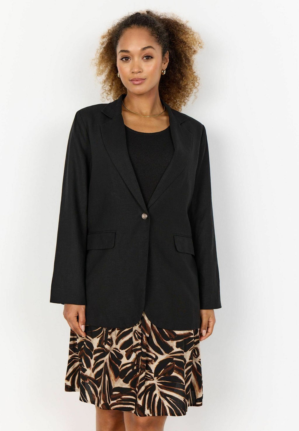 Короткое пальто SC-INA 42 Soyaconcept, черный
Короткое пальто SC-INA 42 Soyaconcept, черный