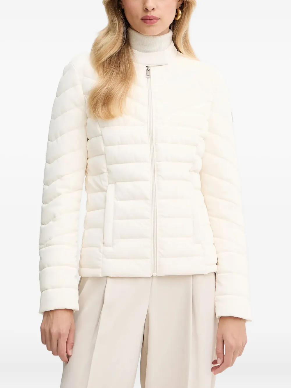 Стеганая куртка на молнии Guess Usa, кремовый
Стеганая куртка на молнии Guess Usa, кремовый