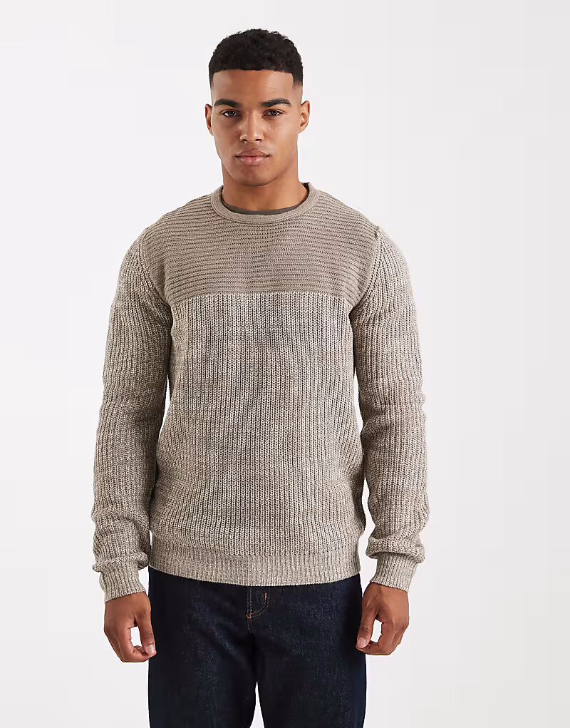 Вязаный джемпер с круглым вырезом и контрастной вставкой серого цвета Brave Soul
Вязаный джемпер с круглым вырезом и контрастной вставкой серого цвета Brave Soul