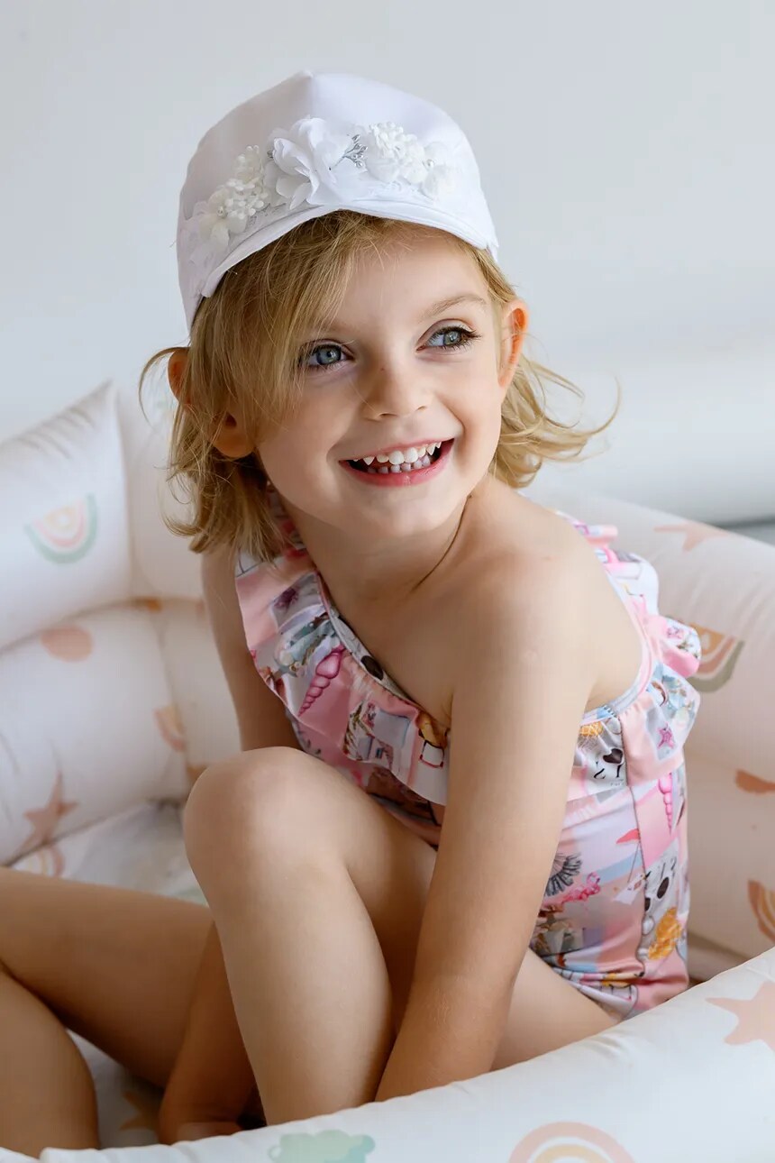 Детская хлопковая шапочка ENOLA Jamiks, белый
Детская хлопковая шапочка ENOLA Jamiks, белый