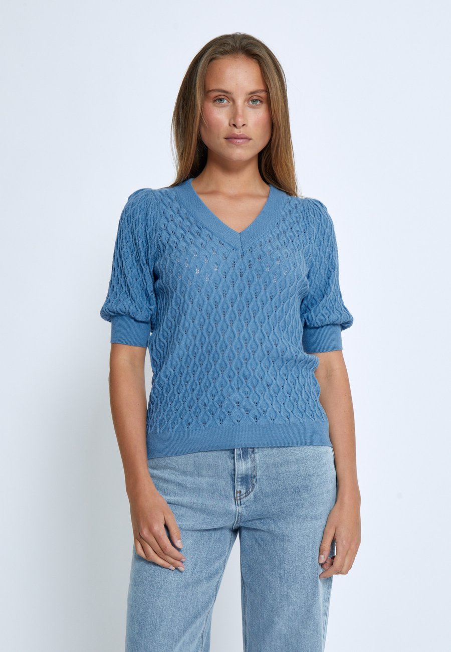 Футболка PEPPERCORN ROSALIA PUFF SLEEVE , Allure Blue/Blue, Синий, Футболка PEPPERCORN ROSALIA PUFF SLEEVE , Allure Blue/Blue
Футболка PEPPERCORN ROSALIA PUFF SLEEVE , Allure Blue/Blue, Синий, Футболка PEPPERCORN ROSALIA PUFF SLEEVE , Allure Blue/Blue