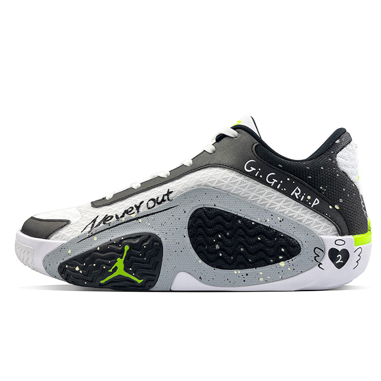 Баскетбольные кроссовки Tatum 2 мужские с низким верхом, черные/белые Jordan
Баскетбольные кроссовки Tatum 2 мужские с низким верхом, черные/белые Jordan