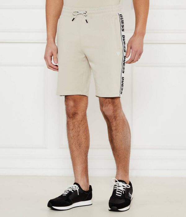 Шорты Арло Regular fit Guess Active, желтый
Шорты Арло Regular fit Guess Active, желтый