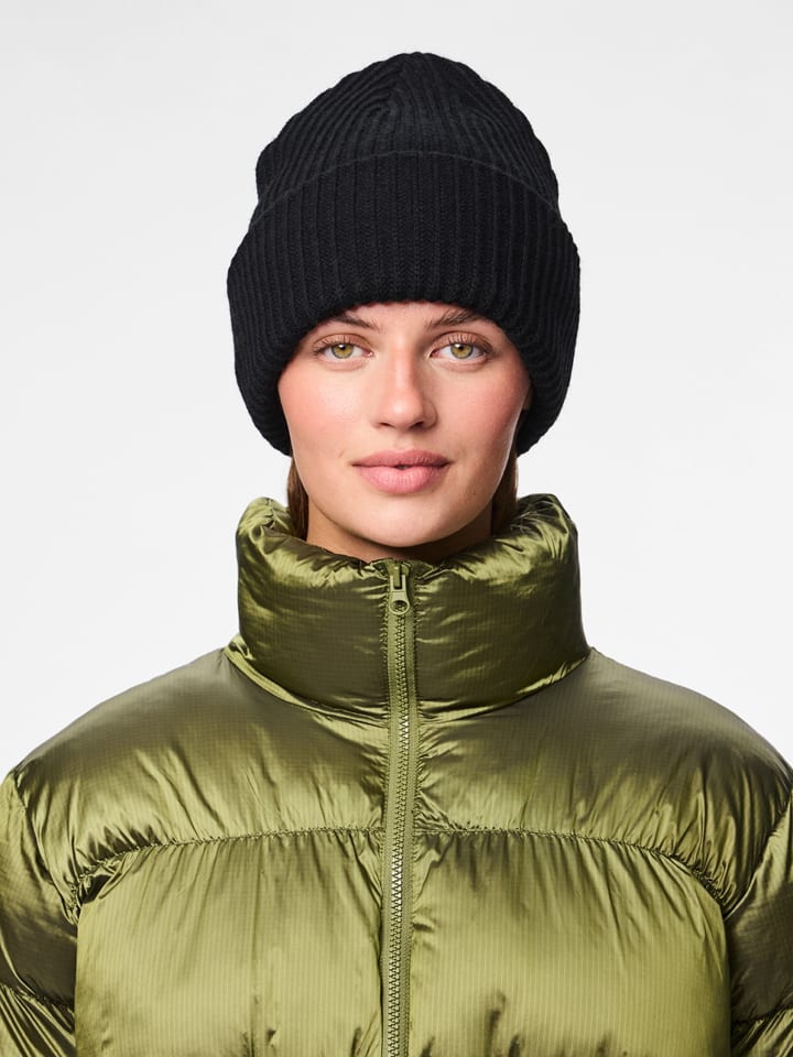 Pieces Черная вязаная шапка
Pieces Черная вязаная шапка