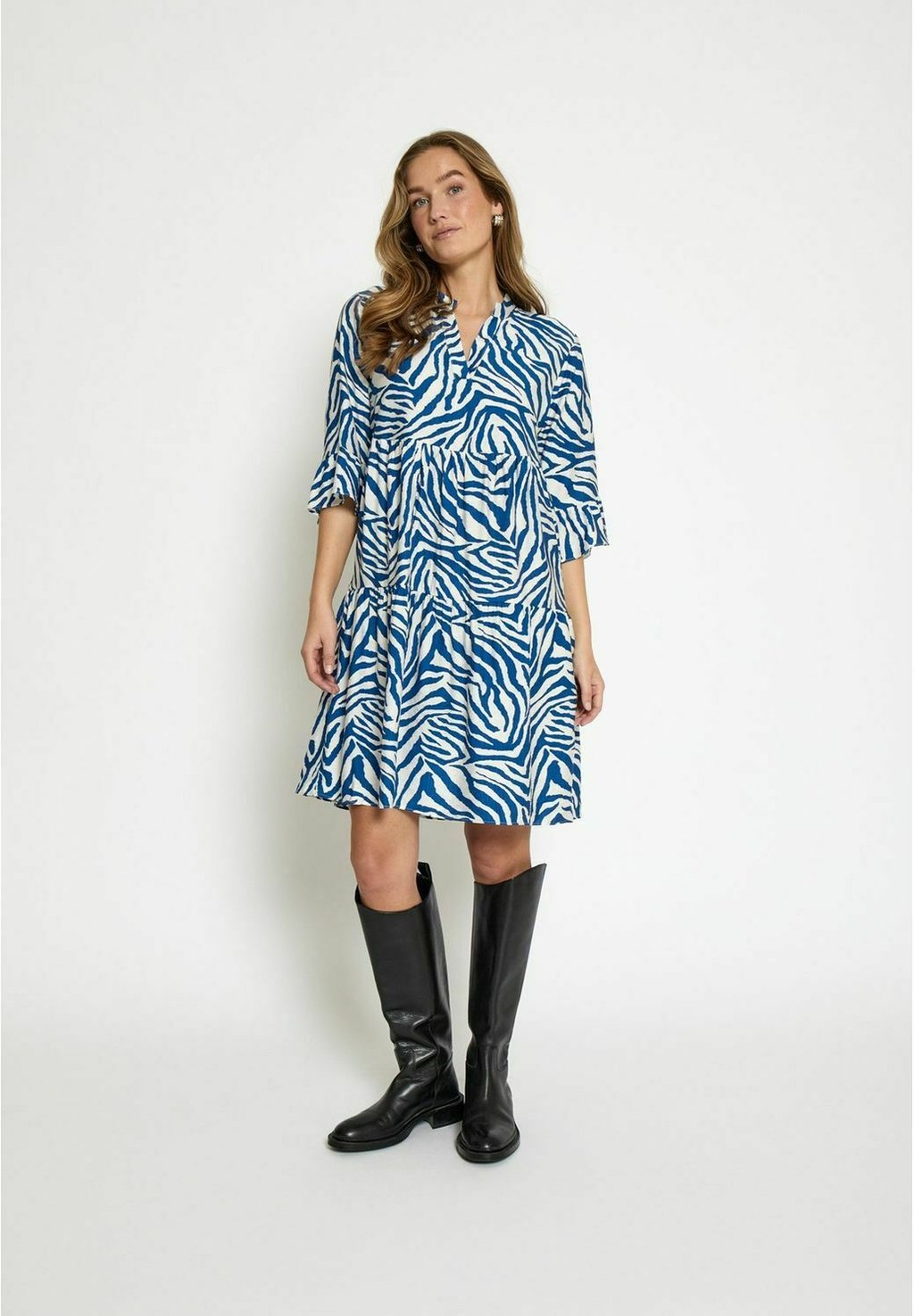 Повседневное платье KATJA PEPPERCORN, синий
Повседневное платье KATJA PEPPERCORN, синий