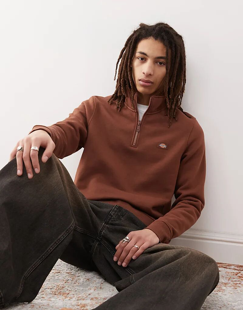 Джемпер с небольшим логотипом Oakport на молнии на четверть дюйма в цвете капучино-коричневый Dickies
Джемпер с небольшим логотипом Oakport на молнии на четверть дюйма в цвете капучино-коричневый Dickies