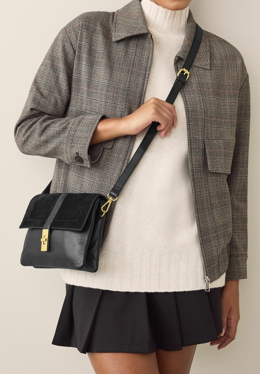 Сумка кросс-боди Next EFFECT, Black
Сумка кросс-боди Next EFFECT, Black