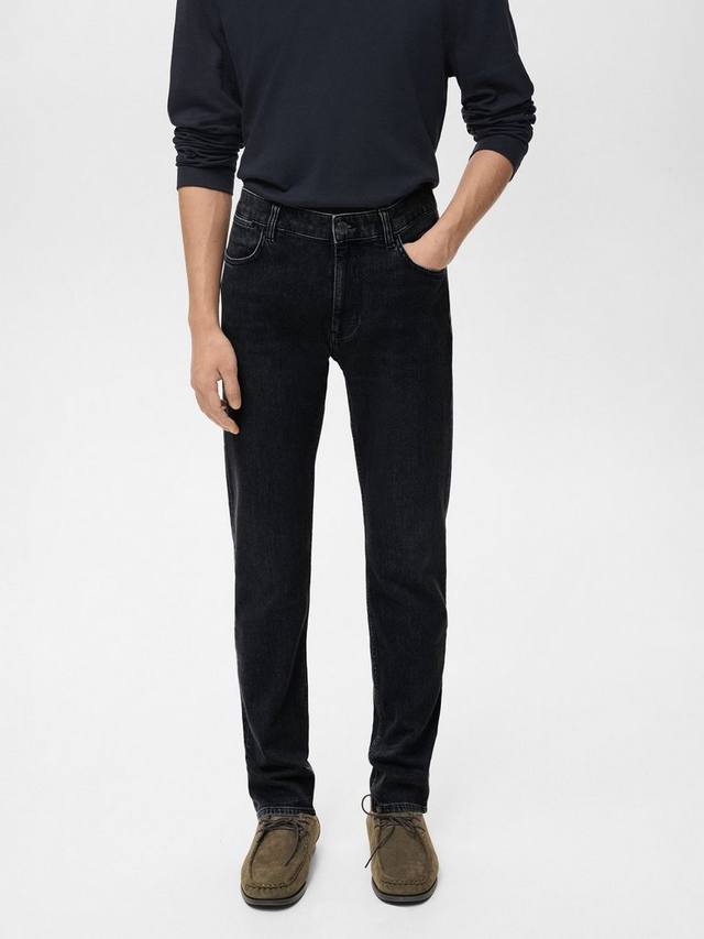 Джинсы Patrick Slim Fit из хлопка с добавлением синтетики Mango, Black
Джинсы Patrick Slim Fit из хлопка с добавлением синтетики Mango, Black