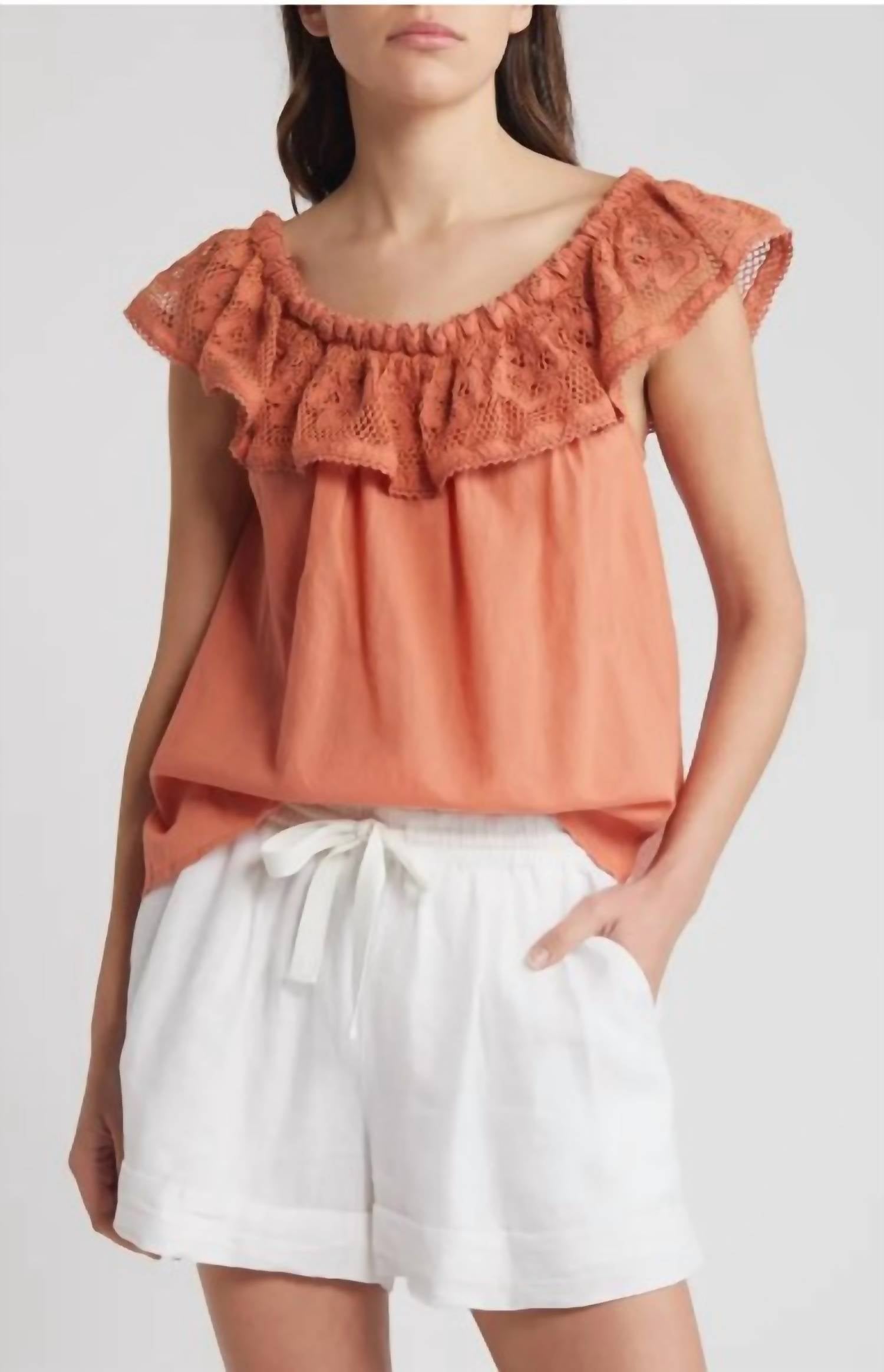 Паулина Топ в абрикосовом бренди Cleobella, Apricot Brandy
Паулина Топ в абрикосовом бренди Cleobella, Apricot Brandy