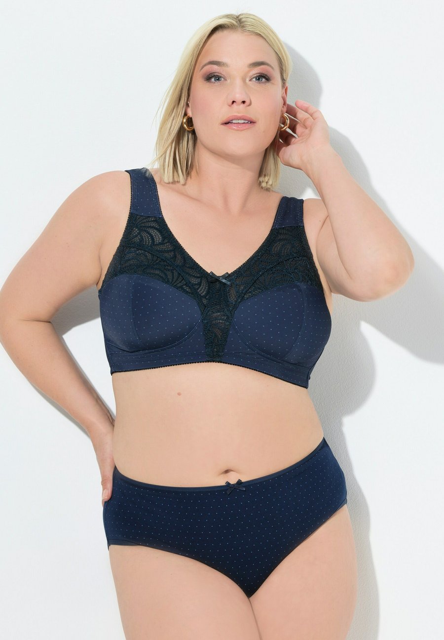 Брифы Ulla Popken MIDI EN LOT DE 5, Pale Sailing Blue/Blue
Брифы Ulla Popken MIDI EN LOT DE 5, Pale Sailing Blue/Blue