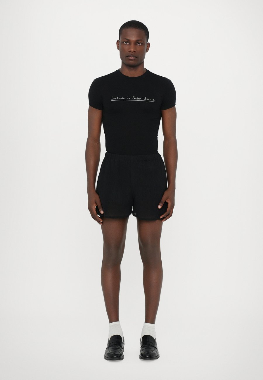 Шорты Ludovic de Saint Sernin BOXER UNISEX, Black
Шорты Ludovic de Saint Sernin BOXER UNISEX, Black