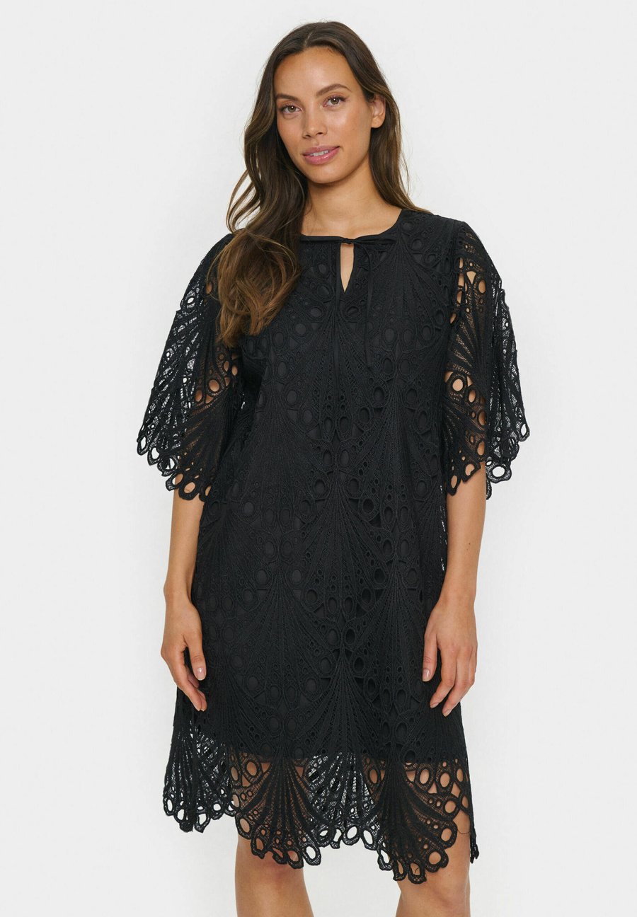 Платье Saint Tropez JILIANNA, Black
Платье Saint Tropez JILIANNA, Black