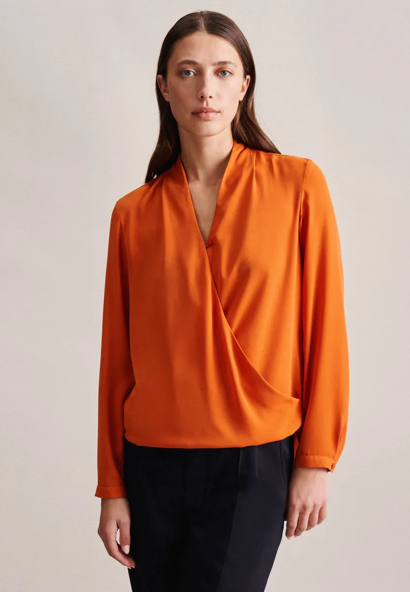 Seidenблузка с запахом и стикером "Black Rose", однотонная с длинными рукавами, V-образным вырезом Seidensticker, цвет Orange
Seidenблузка с запахом и стикером "Black Rose", однотонная с длинными рукавами, V-образным вырезом Seidensticker, цвет Orange