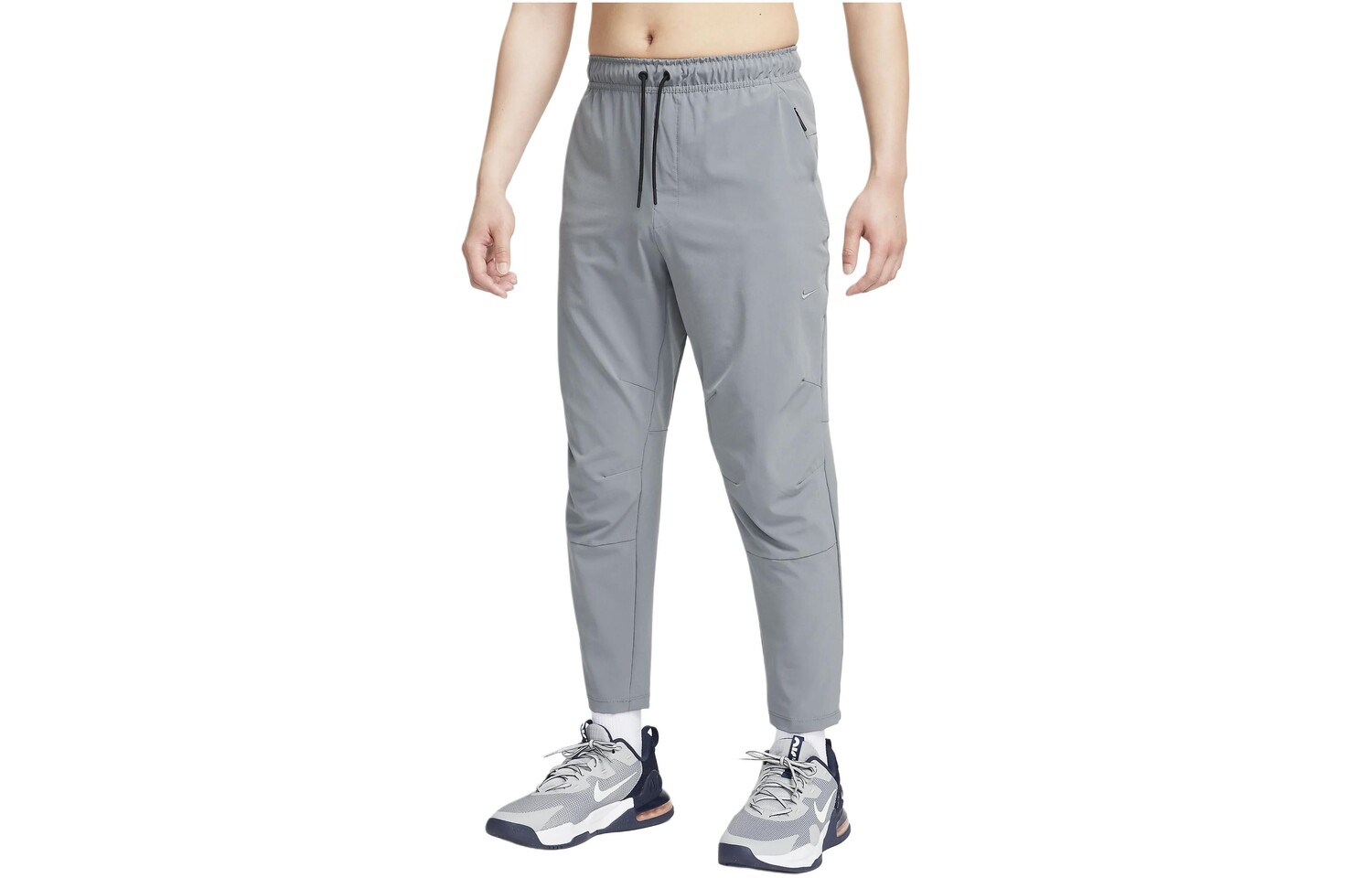 Повседневные брюки мужские дымчато-серые Nike, серый
Повседневные брюки мужские дымчато-серые Nike, серый