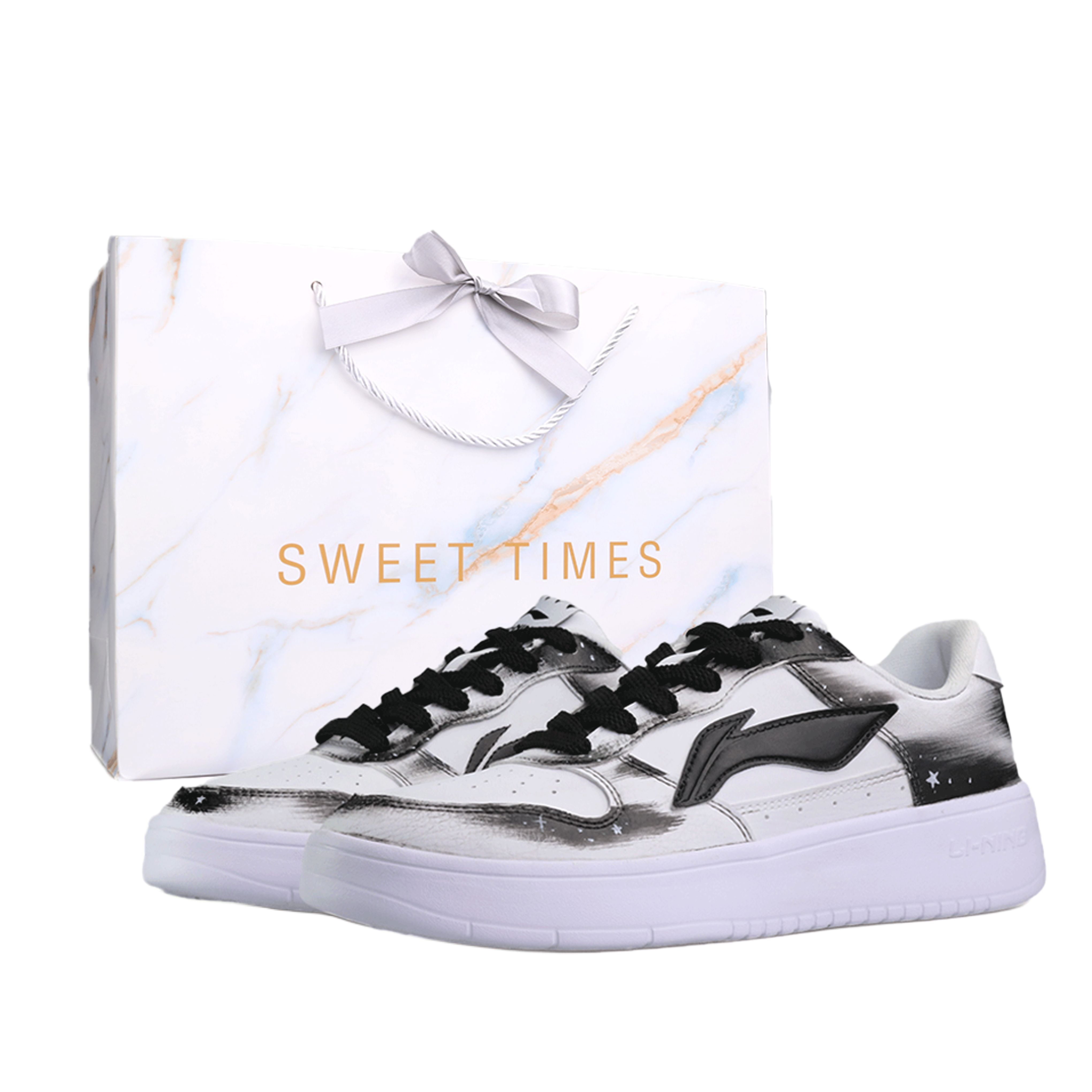 LINING Лининг Понтун Боутс нескользящие, легкие и дышащие лоу-топ скейтборд обувь унисекс черно-белые (черный белый), цвет Black White (Shopping Bag)
LINING Лининг Понтун Боутс нескользящие, легкие и дышащие лоу-топ скейтборд обувь унисекс черно-белые (черный белый), цвет Black White (Shopping Bag)