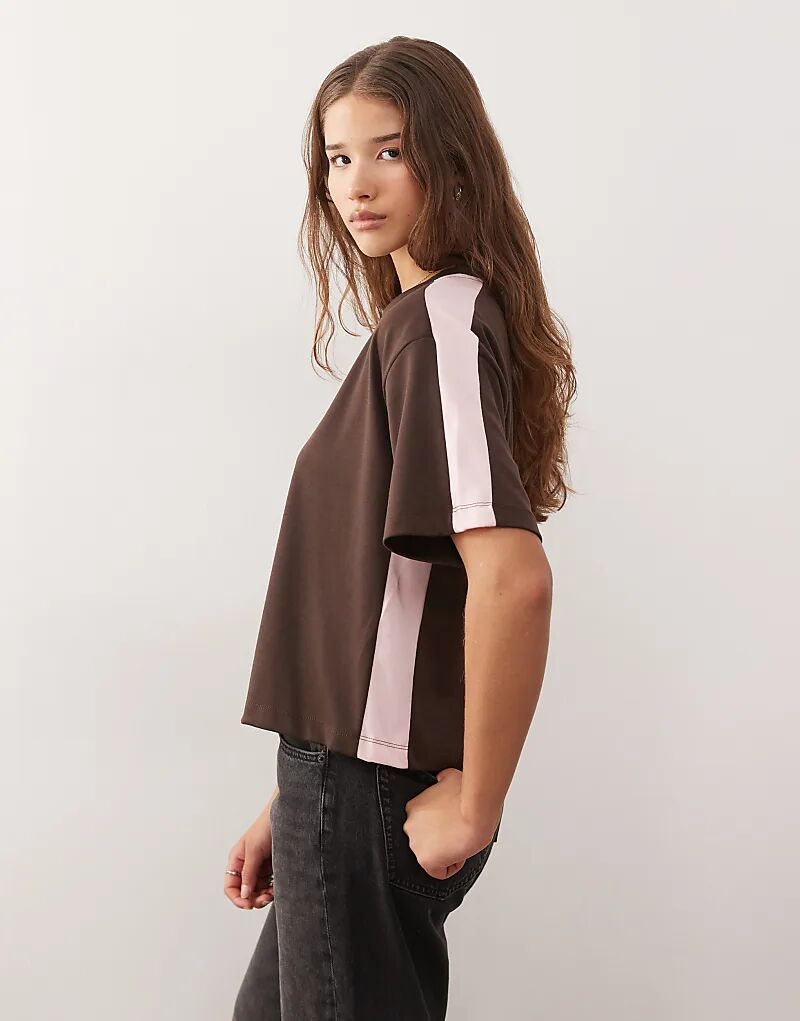 Футболка свободного кроя COLLUSION коричневого и розового цвета с контрастным узором, Розовый, Футболка свободного кроя COLLUSION коричневого и розового цвета с контрастным узором
Футболка свободного кроя COLLUSION коричневого и розового цвета с контрастным узором, Розовый, Футболка свободного кроя COLLUSION коричневого и розового цвета с контрастным узором