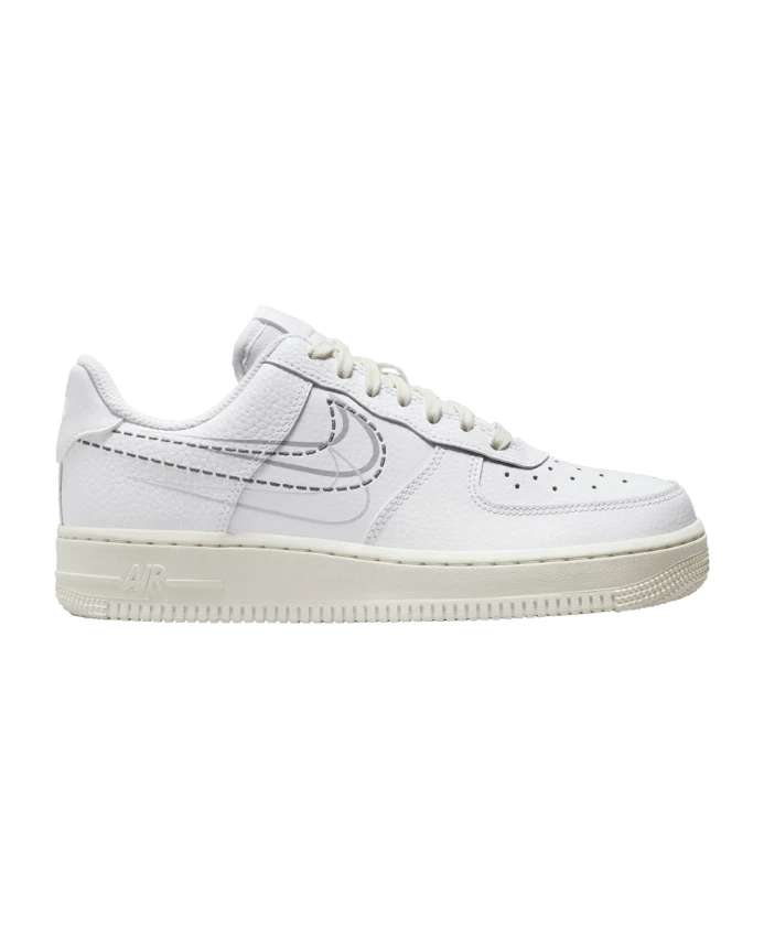 Белые дымчато-серые низкие кроссовки Nike, белый
Белые дымчато-серые низкие кроссовки Nike, белый