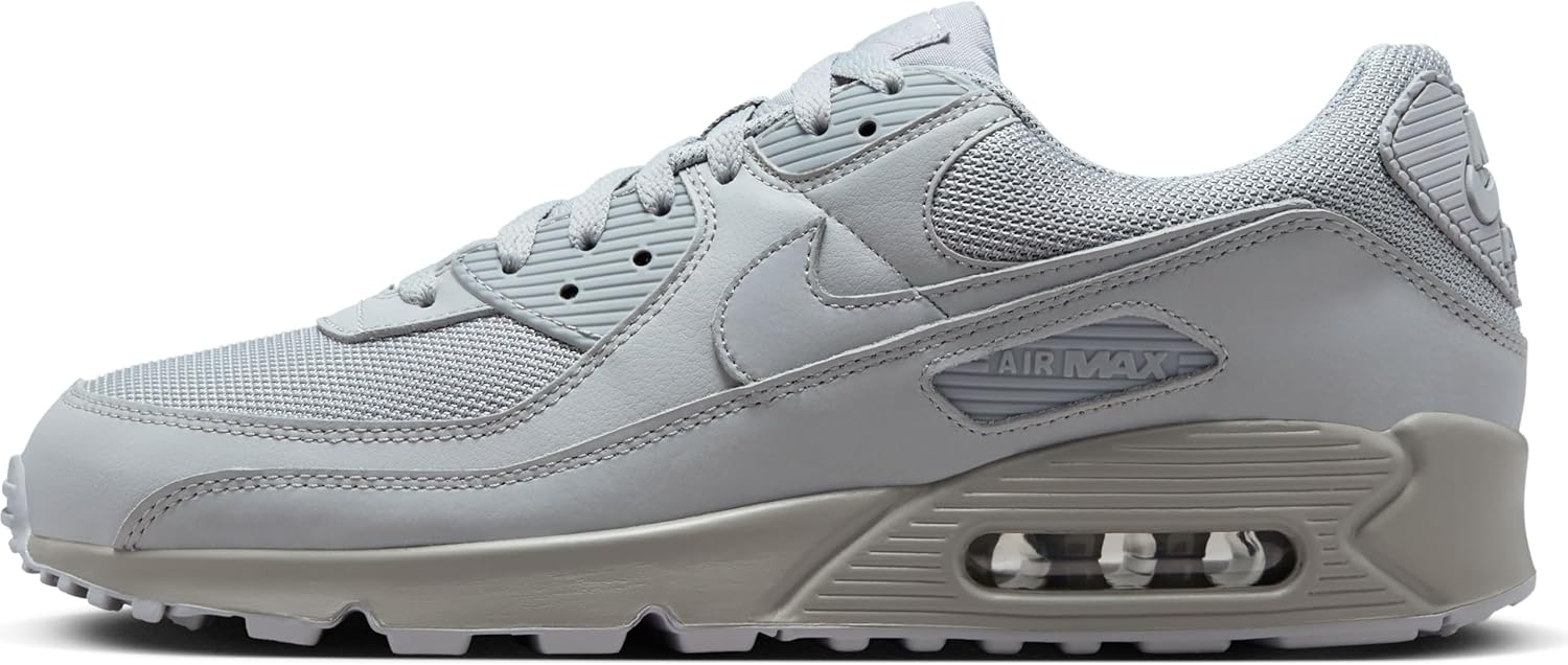 Мужские кроссовки Nike Air Max 90, черный/серый
Мужские кроссовки Nike Air Max 90, черный/серый