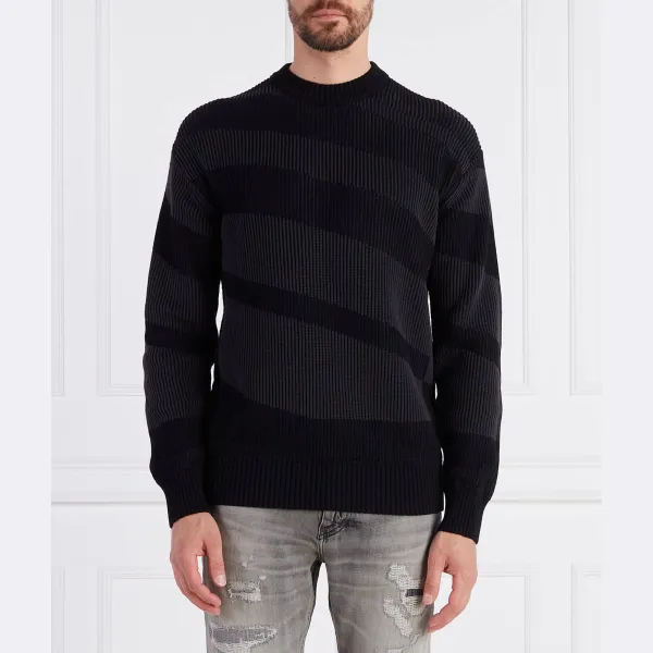 Оранжевый свитер обычного кроя Boss, черный
Оранжевый свитер обычного кроя Boss, черный