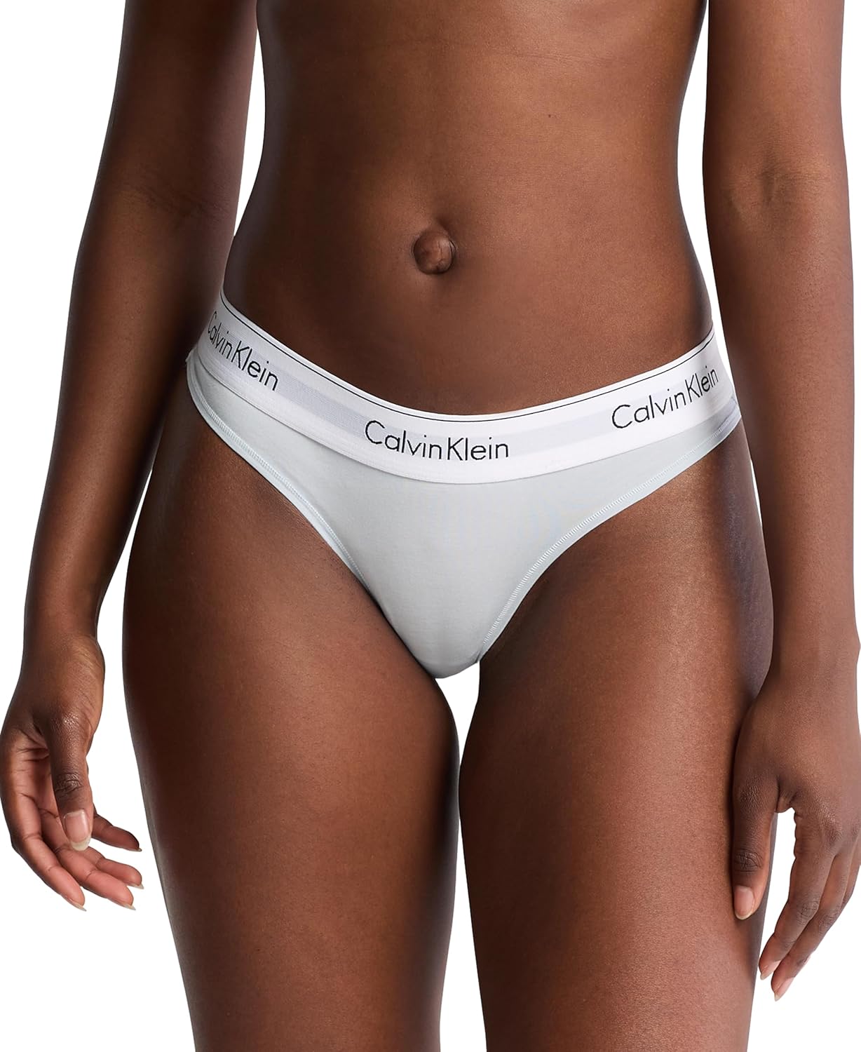 Современные женские хлопковые стринги Calvin Klein, Plein Air
Современные женские хлопковые стринги Calvin Klein, Plein Air