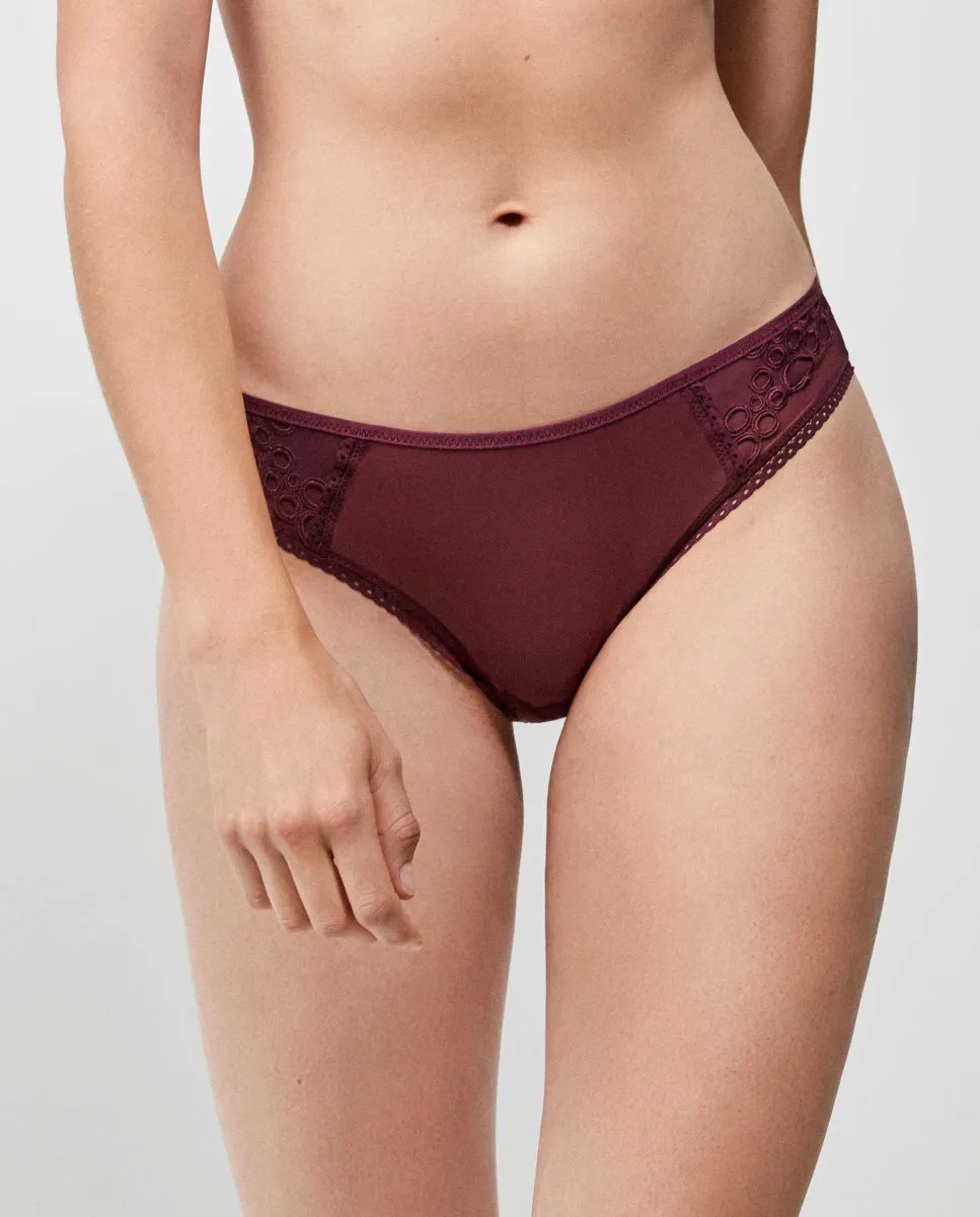 Классические трусики с кружевными деталями Gisela, бордовый
Классические трусики с кружевными деталями Gisela, бордовый
