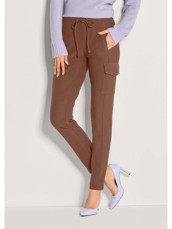 MADELEINE Трикотажные брюки-карго на шнуровке, цвет эспрессо
MADELEINE Трикотажные брюки-карго на шнуровке, цвет эспрессо