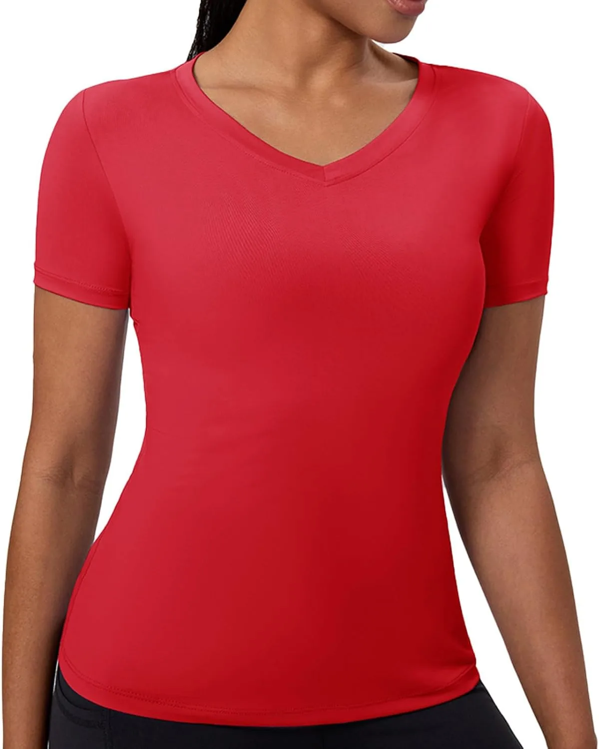 Женская компрессионная футболка с V-образным вырезом и защитой от солнца OVIYEGAIN
Женская компрессионная футболка с V-образным вырезом и защитой от солнца OVIYEGAIN