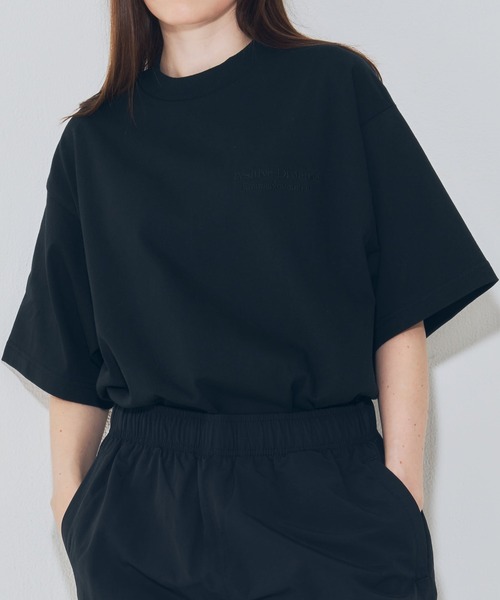 EMMA NOVEMBER Футболка с вышивкой, крой с открытым низом, EMMA NOVEMBER, черный
EMMA NOVEMBER Футболка с вышивкой, крой с открытым низом, EMMA NOVEMBER, черный