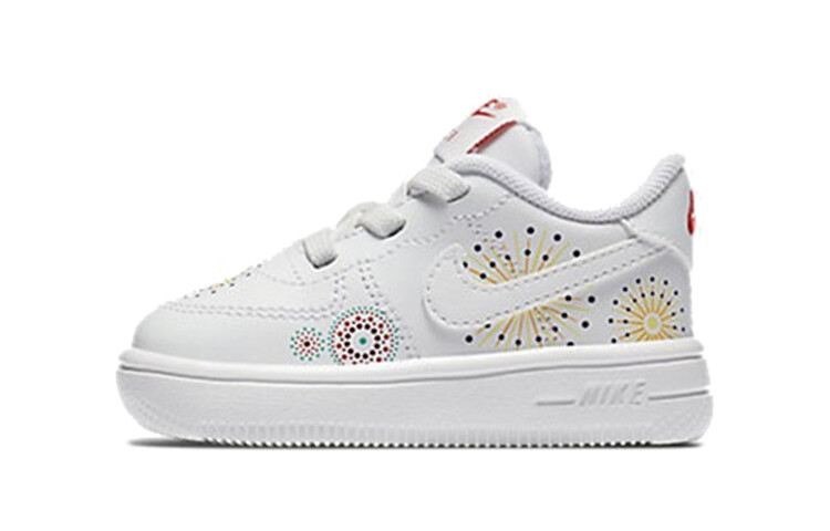 Низкие кроссовки для малышей Nike Air Force 1 TD
Низкие кроссовки для малышей Nike Air Force 1 TD