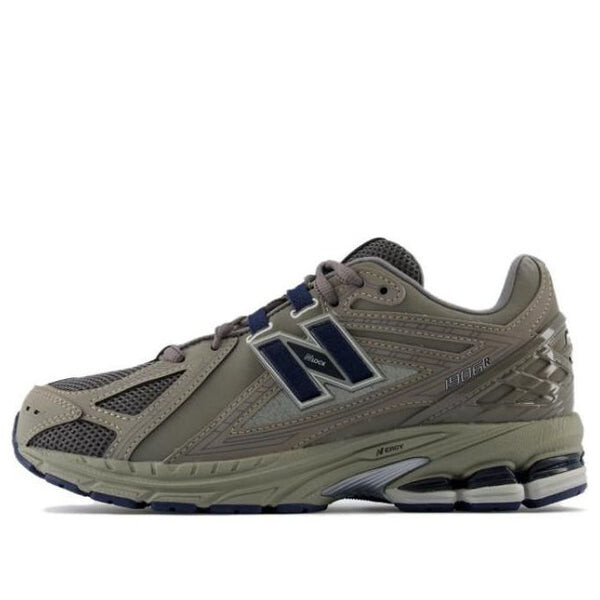 Кроссовки 1906r 'castlerock natural indigo' New Balance, мультиколор
Кроссовки 1906r 'castlerock natural indigo' New Balance, мультиколор